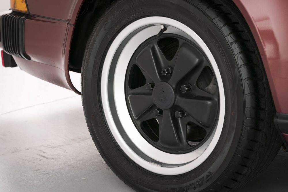 porsche-911-carrera-1985-for-sale-3